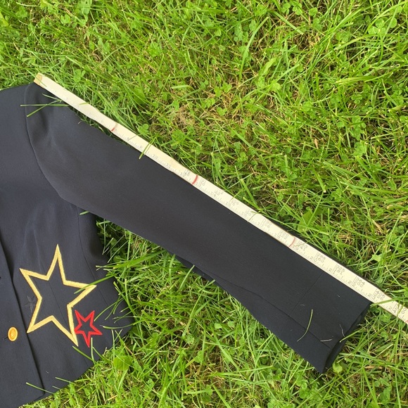 Silk navy star embroidered crop jacket - Picture 14 of 16